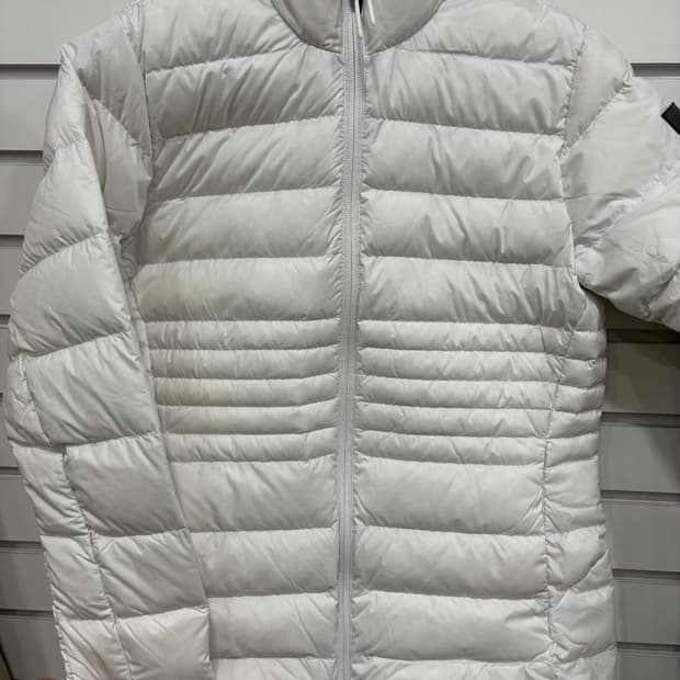 아디다스 여성 패딩 S 택 있는 새제품