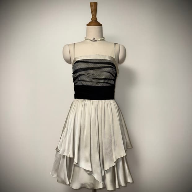 아일렛 고스페어리 원피스