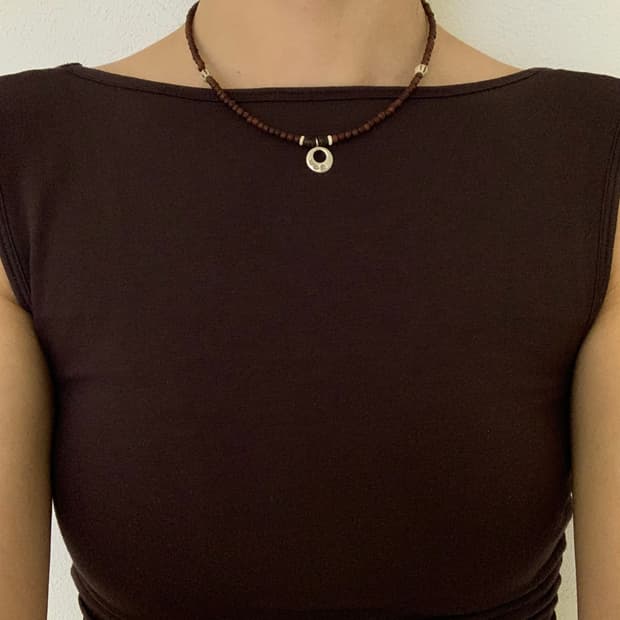 rosewood three little flowers necklace