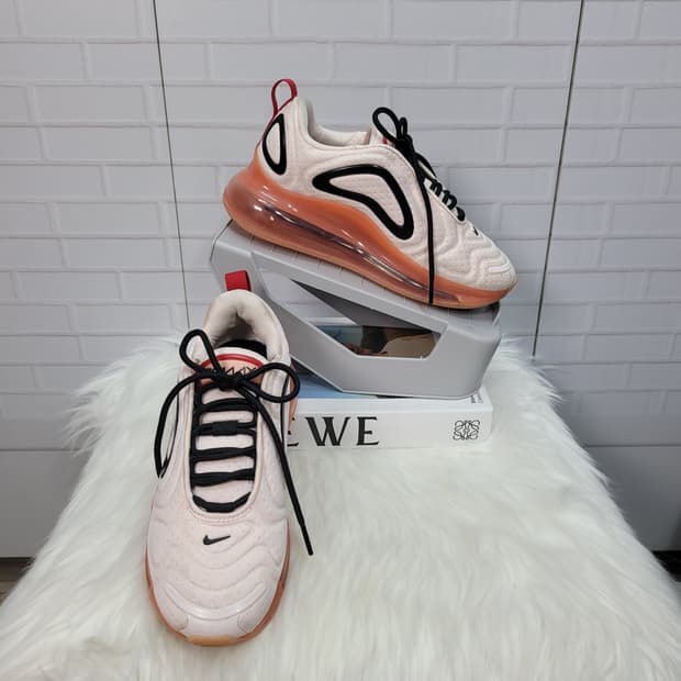 NIKE 나이키 에어맥스 720 트레이닝화 스니커즈 운동화 신발 235