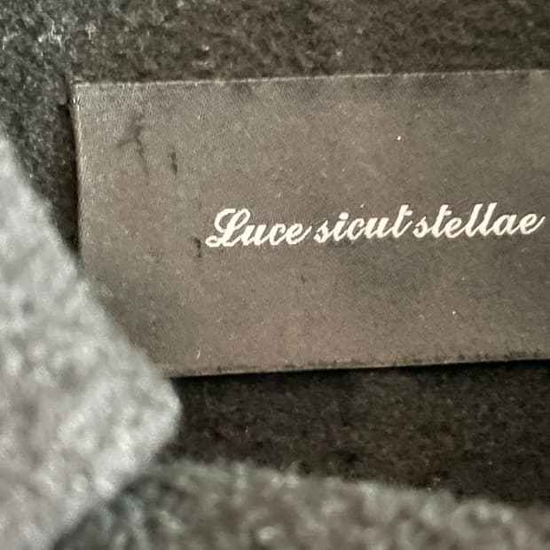 울 100 블랙 코트