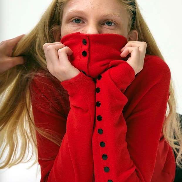 (구해요ㅜㅜ) 김미더영 브러쉬드 버튼 탑 레드