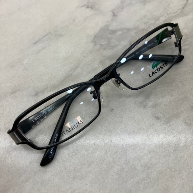 라코스테 LACOSTE 블랙실버 소프트 스퀘어 메탈테 안경