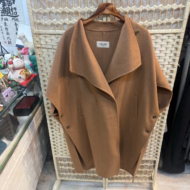 Free 정품 셀린느 롱 케이퍼 코트 팝니다
