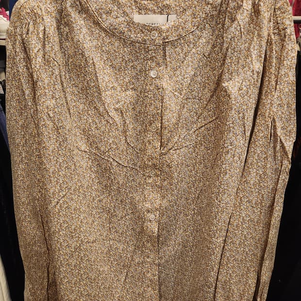 킨더살몬 리버티 런던 플라워 블라우스 새제품 