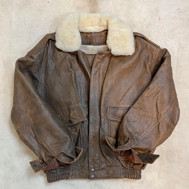 브라운 봄버가죽 자켓 