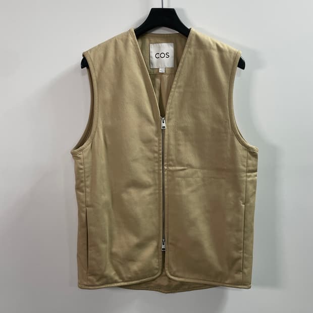 COS 코스 베이지 베스트 집업 자켓 (on.463)