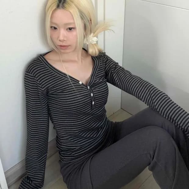 스트라이프 긴팔