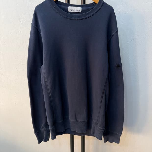 정품) 스톤아일랜드 네이비 맨투맨 티셔츠 M