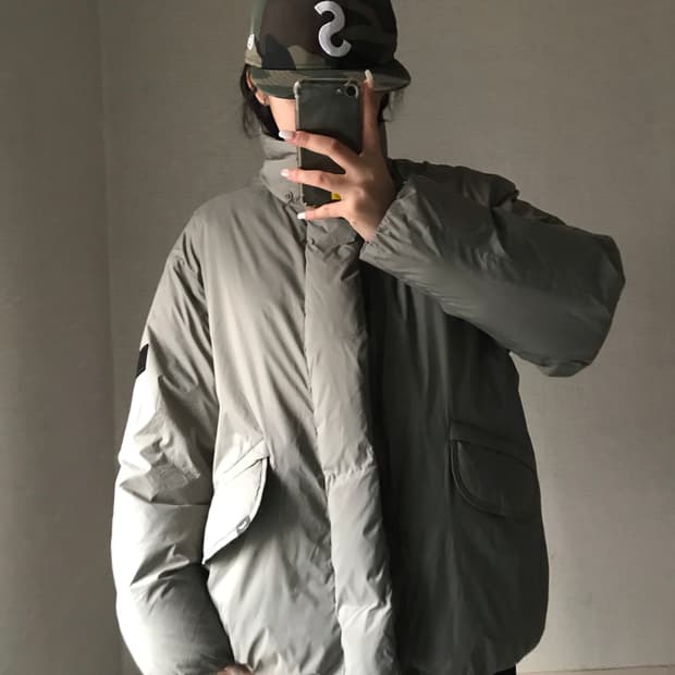 리 하이넥 카키 패딩