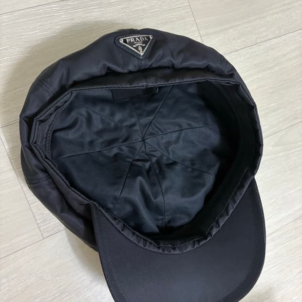 프라다 리나일론 베레모 L사이즈
