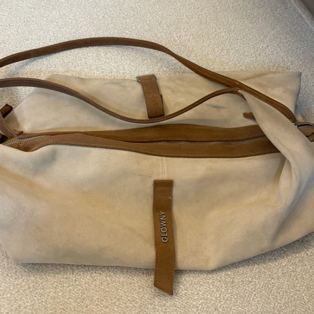 글로니 스웨이드 숄더백 