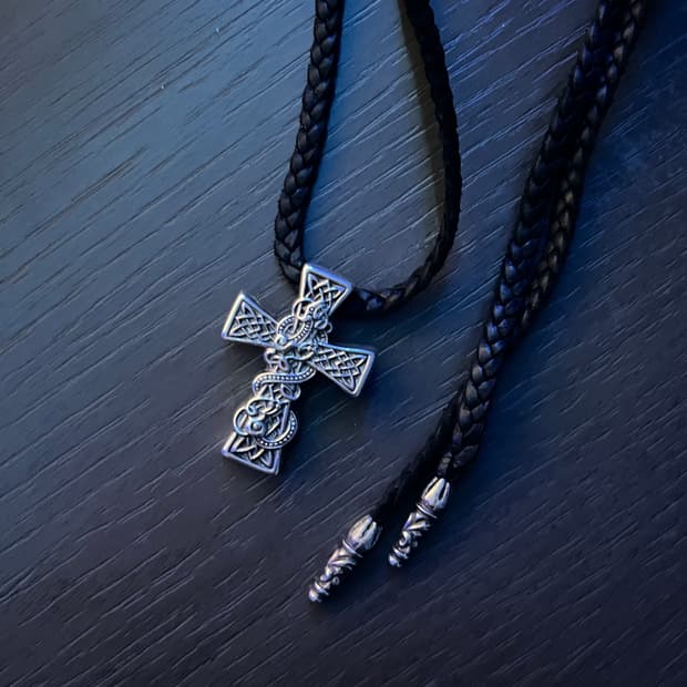 급처)정품 크롬하츠 셀틱 볼로팁 레더 목걸이