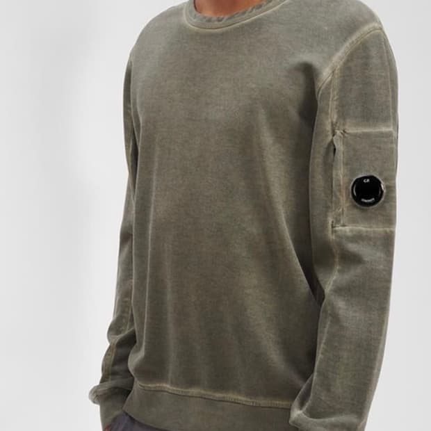 cp컴퍼니 가먼트다잉 맨투맨 100