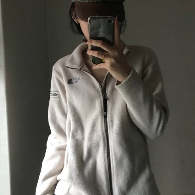 노페 아이보리 후리스