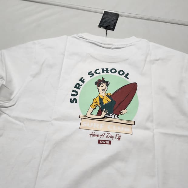 스위브뒷판나염반팔티셔츠L