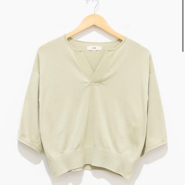 언필 unfil 브이넥 반팔 니트 