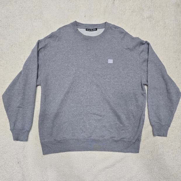 아크네 스튜디오 그레이 오버핏 맨투맨 사이즈