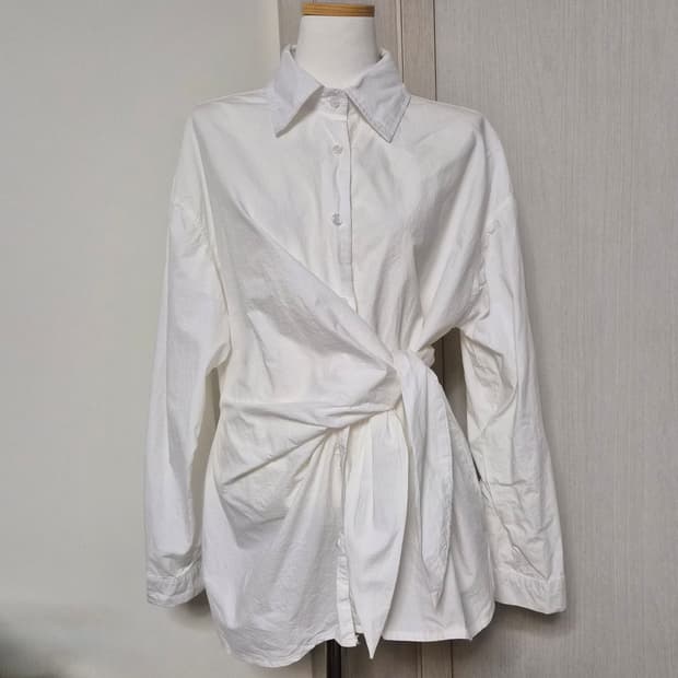 허리 랩 타이 셔츠