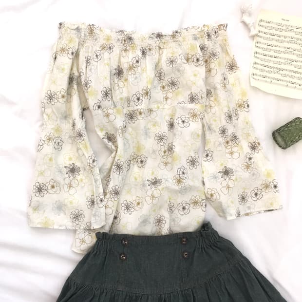jpn vintage autumn flower off shoulder