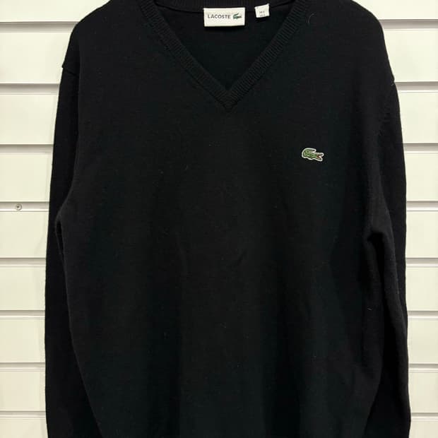 라코스테 블랙 브이넥 니트 95