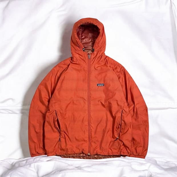 Patagonia puffer hooded jacket