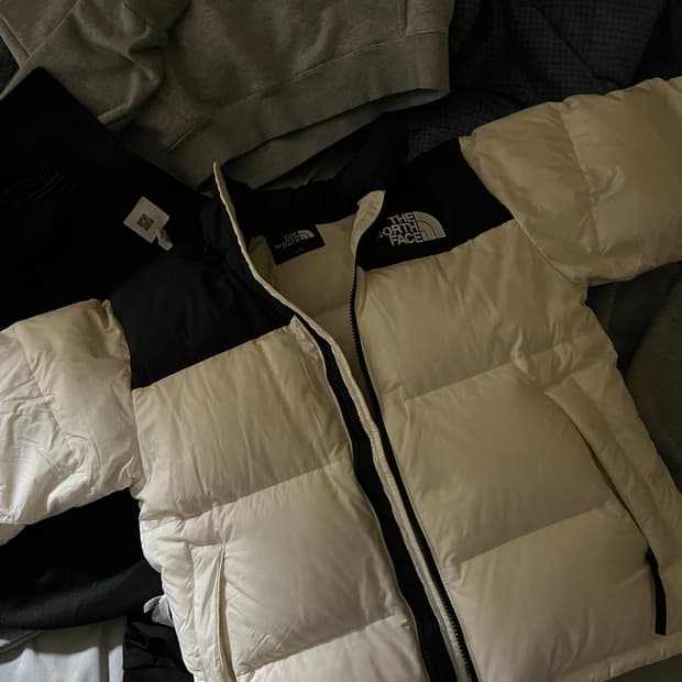 노스페이스 1996 에코 눕시 화이트