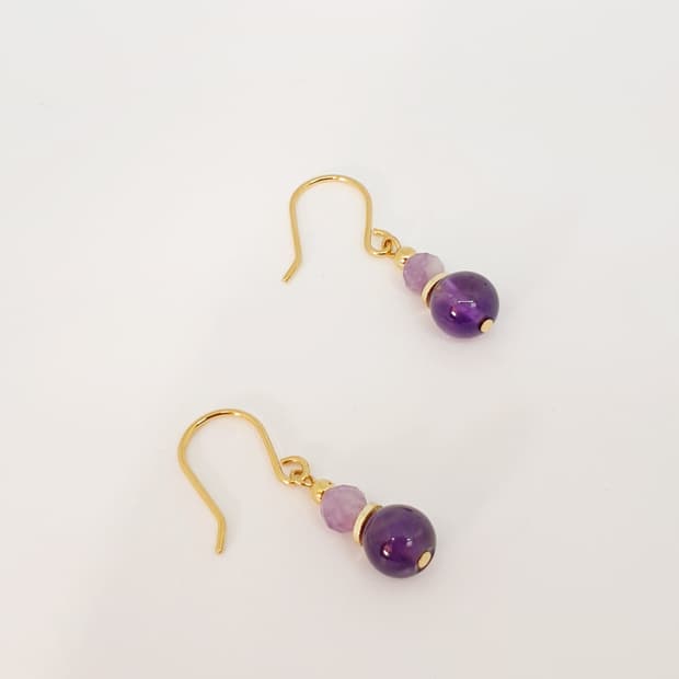바이올렛 포즈 귀걸이
