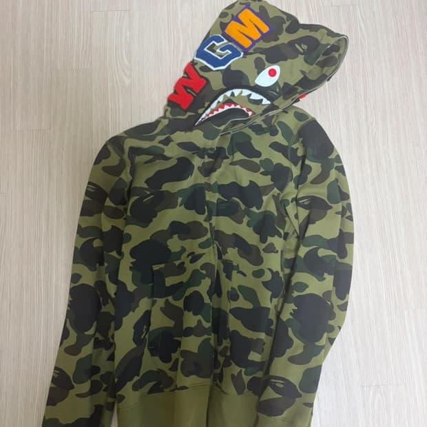 [새상품급] 베이프 카모 샤크 후드집업