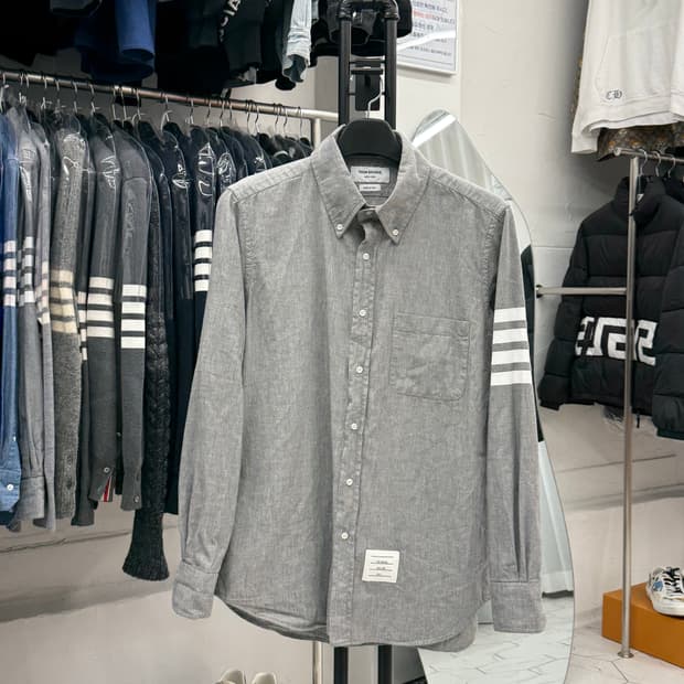 [2] 톰브라운 사선완장 샴브레이 셔츠