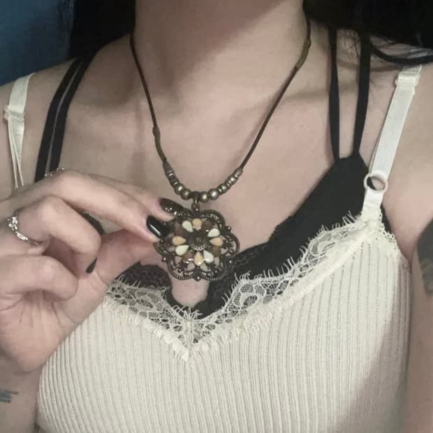 flower hippie vintage necklace