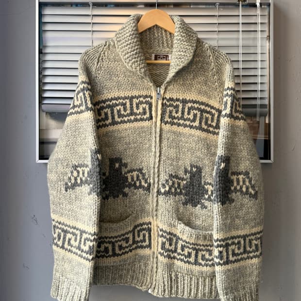 Longhouse HAND MADE IN CANADA Cowichan 