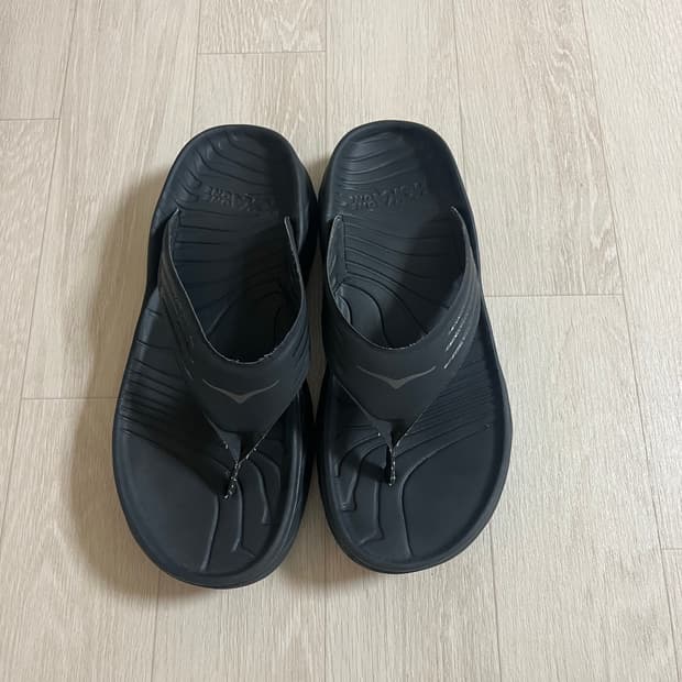 호카 오라 리커버리 플리플랩 280