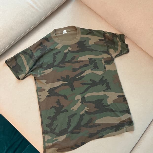 80s woodland camo pocket tee  (USA)