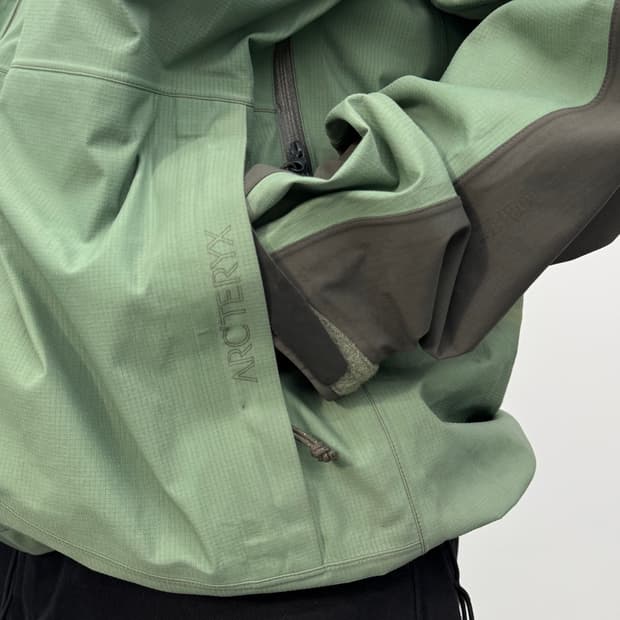 아크테릭스 javelin 자켓