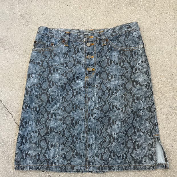 WORLD WIDE LOVE! 스커트