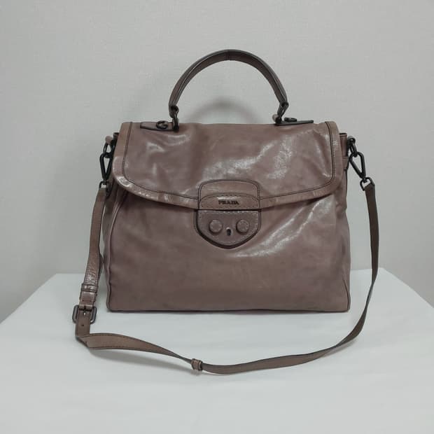 프라다 레더 플랩 브리프케이스 토트백 2way (정품)