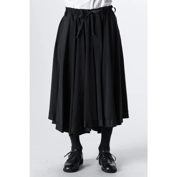 요지야마모토 치마바지