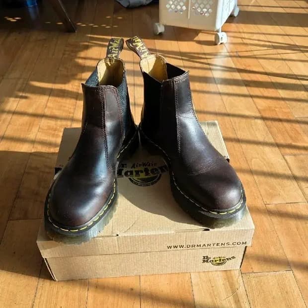 닥터마틴 2976 크레이지호스 벡스 첼시