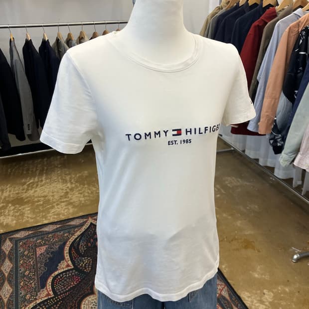 타미힐피거 빅 로고 티셔츠