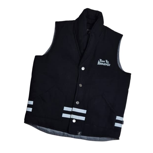 로맨틱크라운 조끼 점퍼