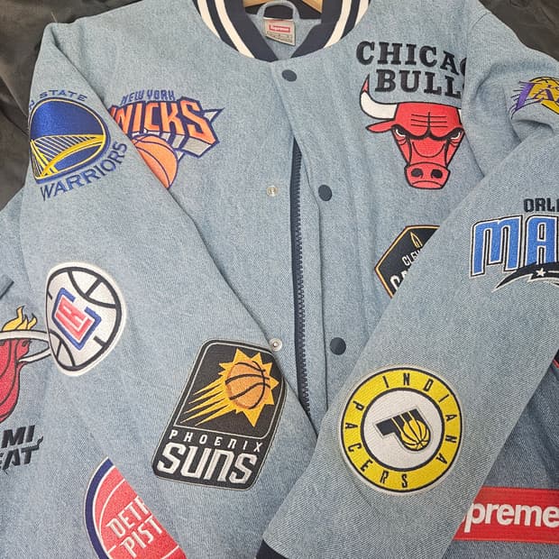 슈프림 나이키 nba 자켓 L 사이즈