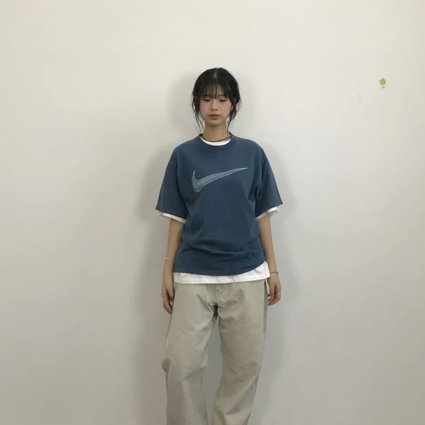 90s Nike Big Swoosh Logo T-Shirt