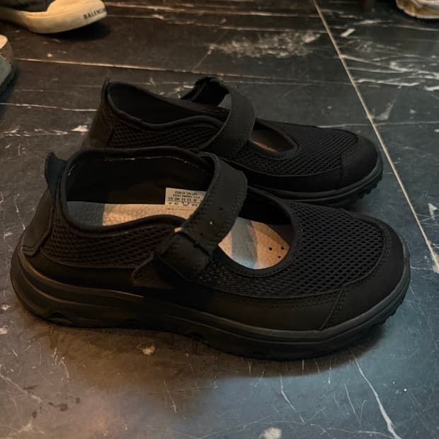 살로몬 메리제인 235