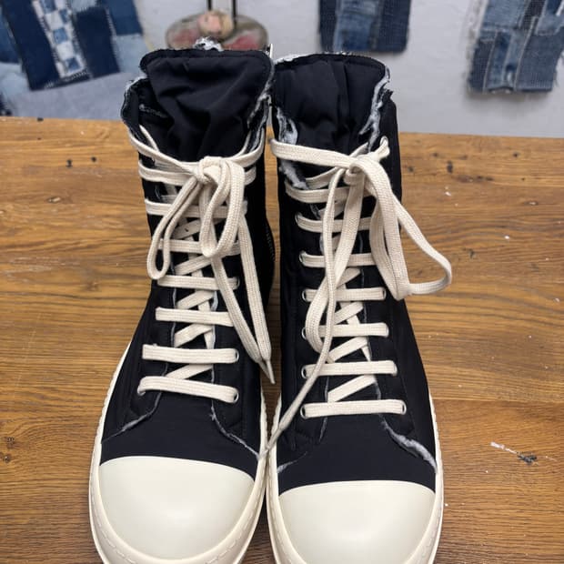 릭오웬스 다크쉐도우 패딩 하이탑 