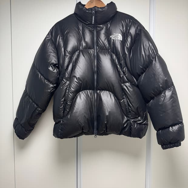 노스페이스 화이트 라벨 웨이브 RDS 다운 자켓 블랙