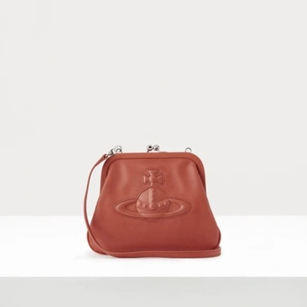 비비안웨스트우드 첼시 크로스백 오렌지