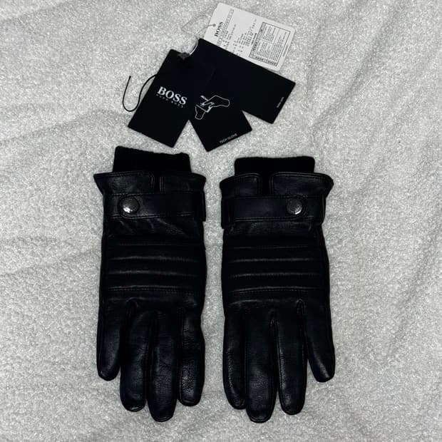 휴고 보스 블랙 100% 양가죽 장갑