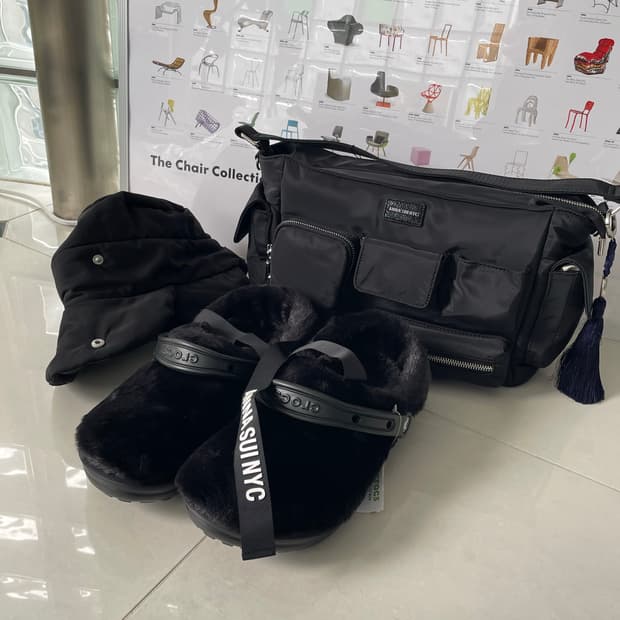 Crocs 크록스 퍼 슈어 슬리퍼 여자