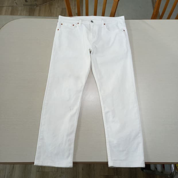 33 리바이스502 스판 슬림일자진 화이트 33-448